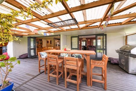 Photo of property in 54 Roberts Line, Kelvin Grove, Palmerston North, 4414