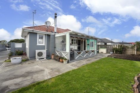 Photo of property in 301 Wainoni Road, Avondale, Christchurch, 8061