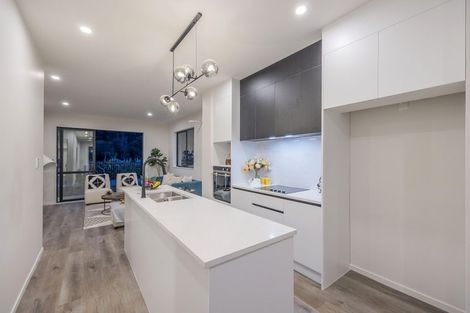 Photo of property in 9 Whawhaki Lane, Kumeu, 0810