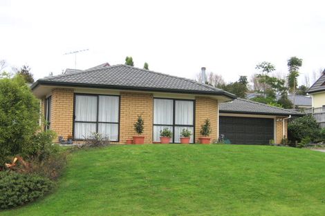 Photo of property in 9 Amberly Rise, Helensville, 0800