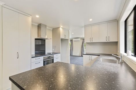 Photo of property in 1402 Devon Road, Brixton, Waitara, 4382