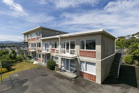Photo of property in 8 Naughton Terrace, Kilbirnie, Wellington, 6022