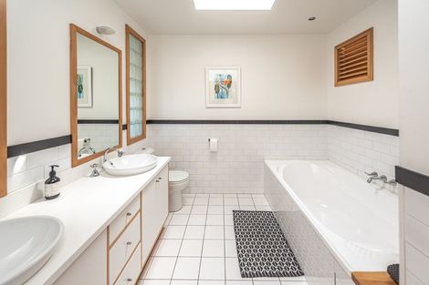 Photo of property in 2 Eaton Crescent, Otamatea, Whanganui, 4500