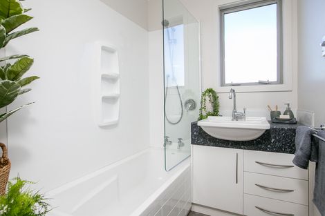 Photo of property in 2 North Street, Greytown, 5712