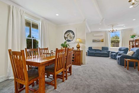 Photo of property in 99 Jellicoe Street, Martinborough, 5711