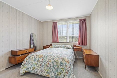 Photo of property in 8 Kelvin Place, Westown, New Plymouth, 4310