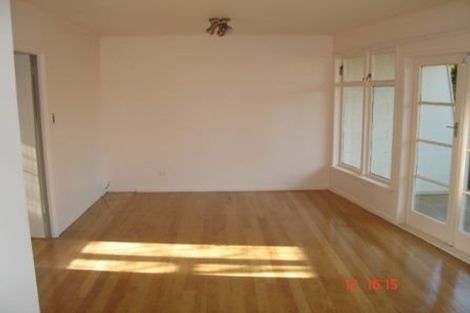 Photo of property in 1/104 Exmouth Road, Northcote, Auckland, 0627