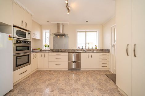 Photo of property in 48 Kashmir Avenue, Clouston Park, Upper Hutt, 5018