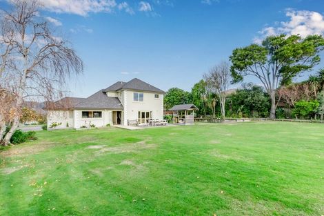 Photo of property in 80 Guildford Drive, Paraparaumu, 5032