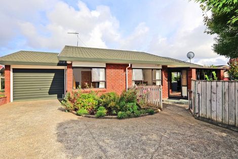 Photo of property in 11 Lennon Grove, Havelock North, 4130