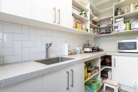 Photo of property in 2 Lynley Park Drive, Omokoroa, 3114