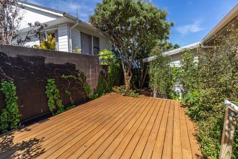 Photo of property in 23a Akaroa Drive, Maupuia, Wellington, 6022