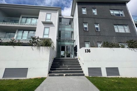 Photo of property in 1c/136 Stancombe Road, Flat Bush, Auckland, 2016