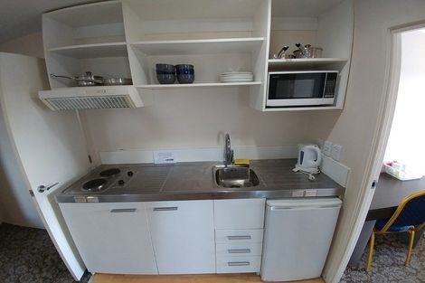 Photo of property in Empire Apartments, 1325/21 Whitaker Place, Grafton, Auckland, 1010