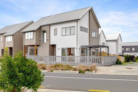 Photo of property in 4 Hea Road, Hobsonville, Auckland, 0616