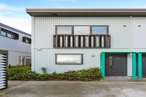 Photo of property in 10 Tautaiao Lane, Opaheke, Papakura, 2113
