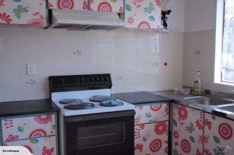 Photo of property in 6 Karamu Street, Te Atatu Peninsula, Auckland, 0610