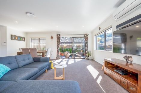 Photo of property in 79 Riverstone Drive, Riverstone Terraces, Upper Hutt, 5018