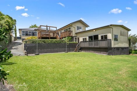 Photo of property in 21 View Street, Maungaturoto, 0520
