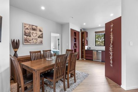 Photo of property in 10 Paua Cove, Papamoa Beach, Papamoa, 3118