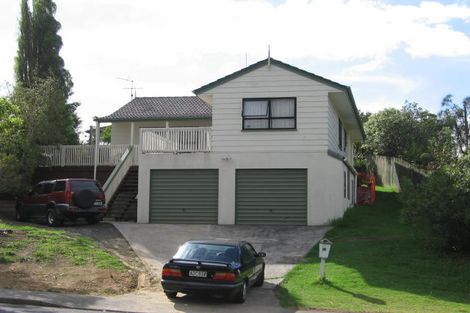 Photo of property in 73 Harmel Road, Glendene, Auckland, 0602