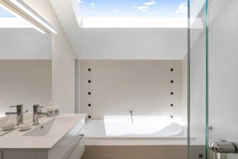 Photo of property in 54a Glandovey Road, Fendalton, Christchurch, 8052