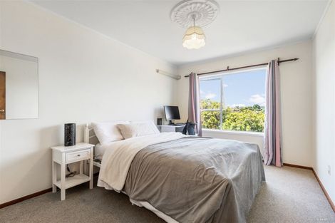 Photo of property in 7 Noeleen Street, Glenfield, Auckland, 0629