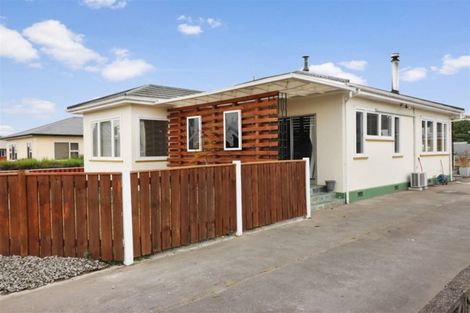 Photo of property in 23 Waterloo Street, Dannevirke, 4930