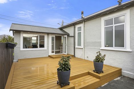 Photo of property in 124 Victoria Road, Saint Kilda, Dunedin, 9012