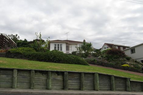 Photo of property in 2/18 Long Bay Drive, Torbay, Auckland, 0630