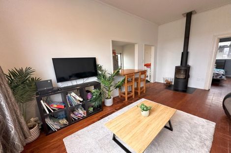 Photo of property in 61 Blake Street, Waitara, 4320