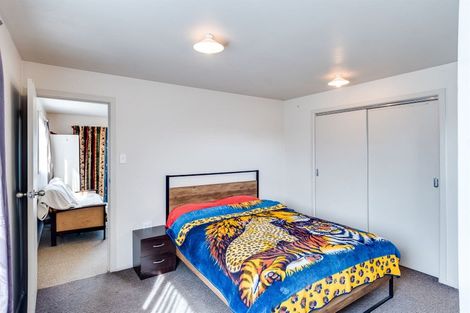 Photo of property in 72 Atherfold Crescent, Greenmeadows, Napier, 4112