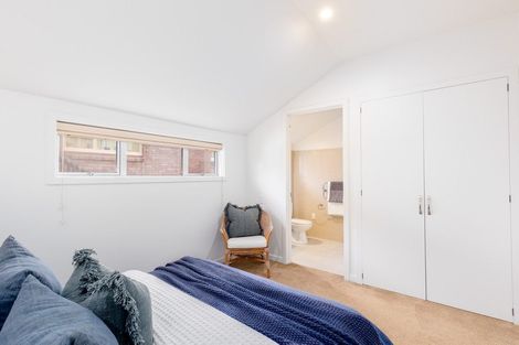 Photo of property in 384 Marine Parade, South New Brighton, Christchurch, 8062