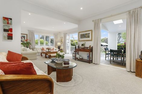 Photo of property in 4 Palmer Crescent, Mission Bay, Auckland, 1071