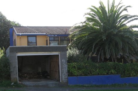 Photo of property in 22 Te Puke Street, Titahi Bay, Porirua, 5022