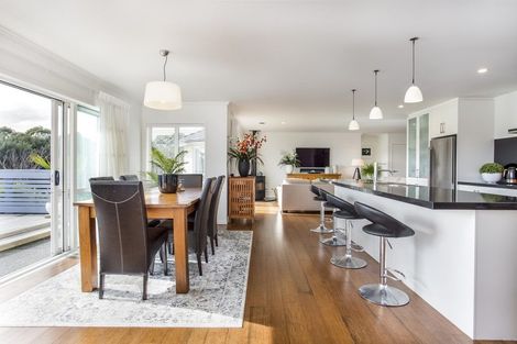 Photo of property in 142 Shelly Beach Road, Shelly Beach, Helensville, 0874