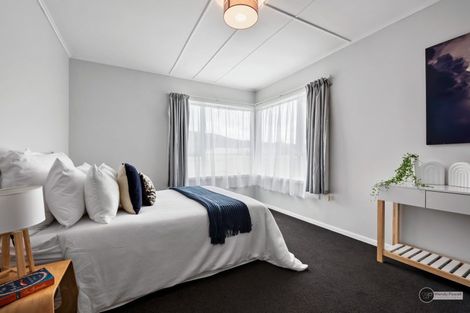 Photo of property in 50 Moohan Street, Wainuiomata, Lower Hutt, 5014