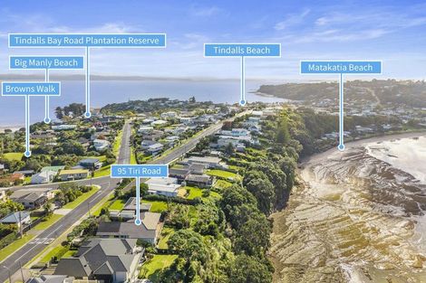 Photo of property in 95 Tiri Road, Tindalls Beach, Whangaparaoa, 0930