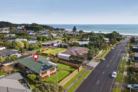 Photo of property in 36 Wairau Road, Oakura, 4314