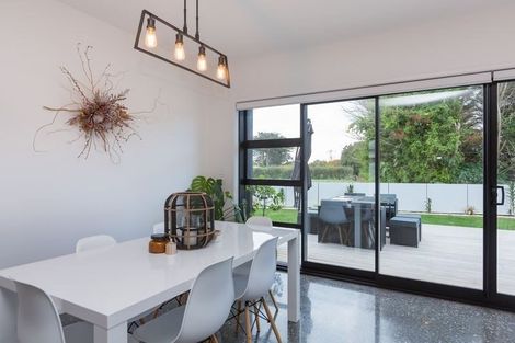 Photo of property in 19 Smith Street, Lepperton, New Plymouth, 4373