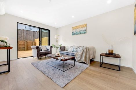 Photo of property in 22a Hearth Street, Flat Bush, 2019