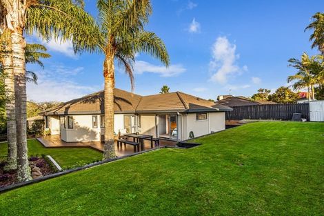 Photo of property in 87 Te Wharau Drive, Greenhithe, Auckland, 0632