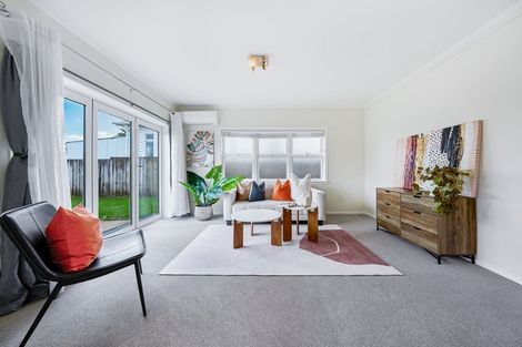 Photo of property in 2/9 Esmonde Road, Takapuna, Auckland, 0622