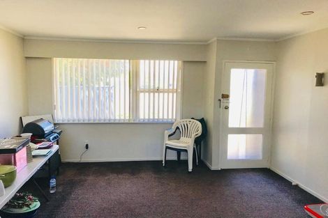 Photo of property in 1/13a Vine Street, Mangere East, Auckland, 2024