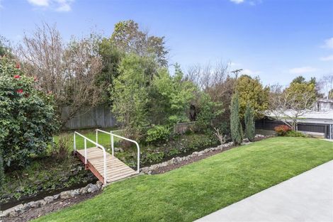 Photo of property in 11 Gleneagles Terrace, Ilam, Christchurch, 8053