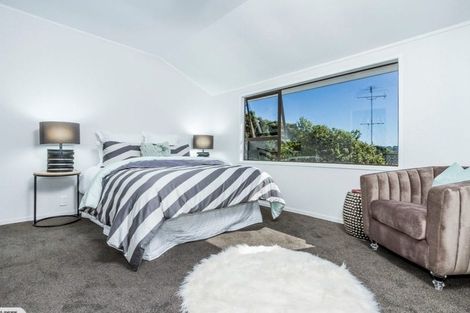 Photo of property in 2/15 Long Bay Drive, Torbay, Auckland, 0630