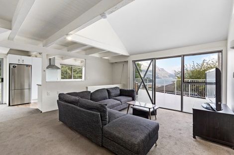 Photo of property in 5a Anderson Heights, Queenstown, 9300