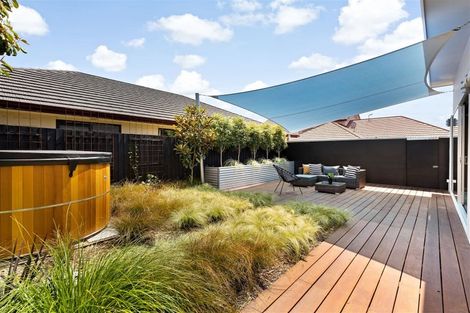 Photo of property in 11 Linkwater Way, Parklands, Christchurch, 8083