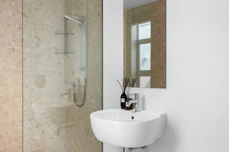 Photo of property in 9 Poynder Avenue, Merivale, Christchurch, 8014