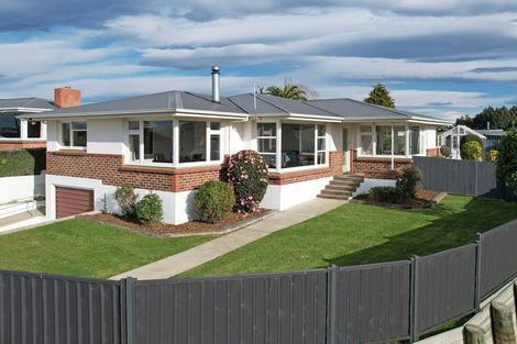 Photo of property in 28 Glendale Crescent, Holmes Hill, Oamaru, 9401